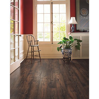 Hardwood and laminate options from Nistler Floor Covering in the Walker, MN area